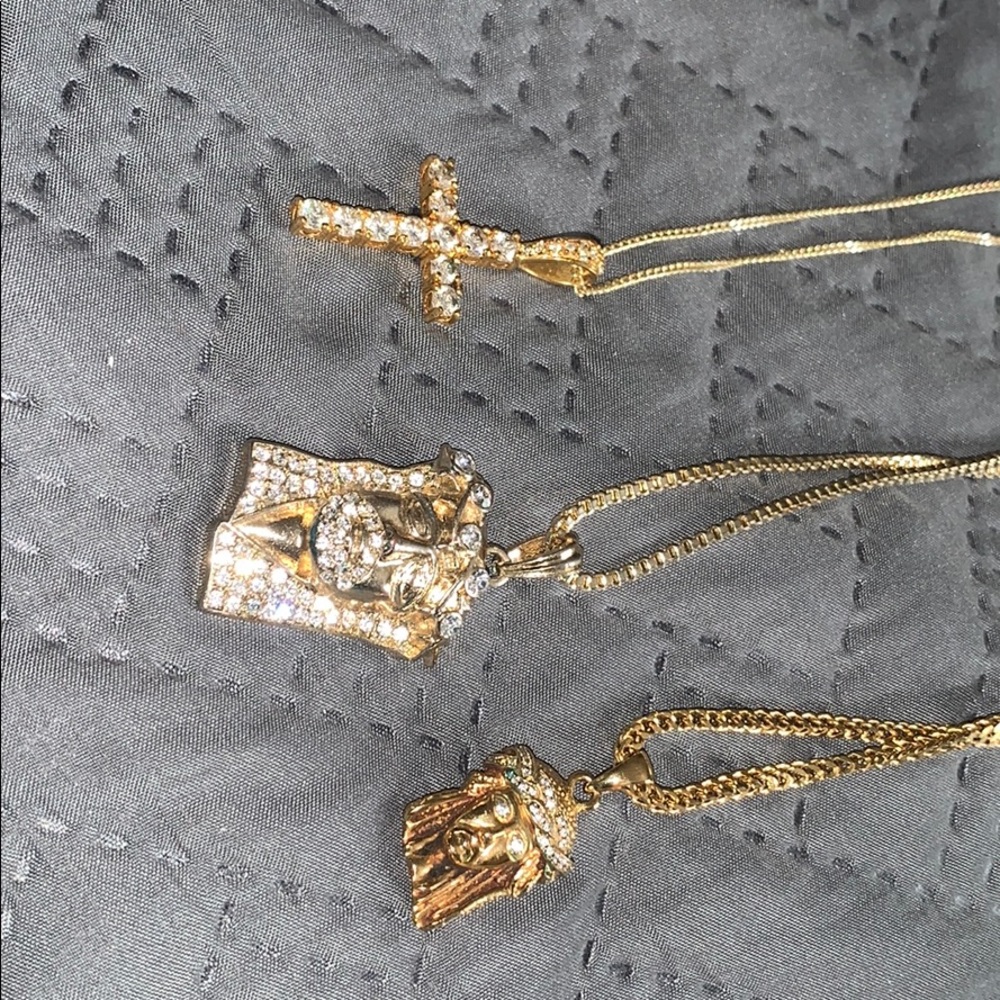 3 gold pendants included with chains